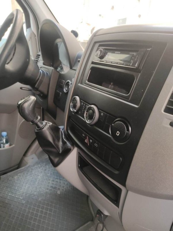 ფოტო 6 Mercedes-Benz Sprinter 2012