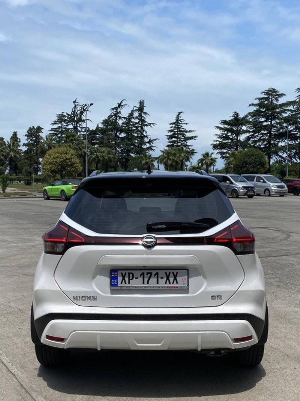 ფოტო 10 NISSAN Kicks 2022
