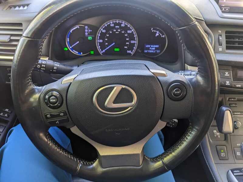 ფოტო 10 LEXUS CT_200h 2015