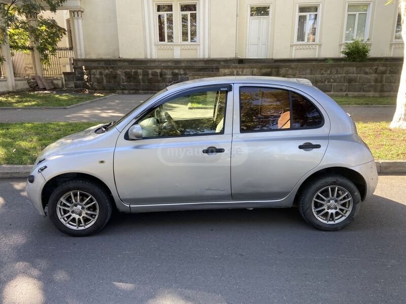 ფოტო 2 NISSAN March 2005