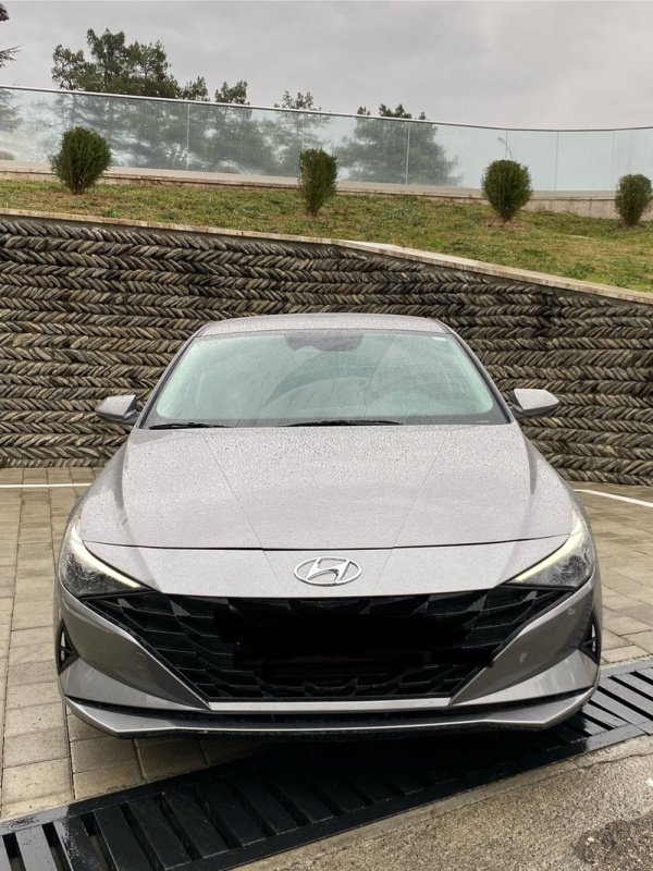 ფოტო 1 HYUNDAI Elantra 2021