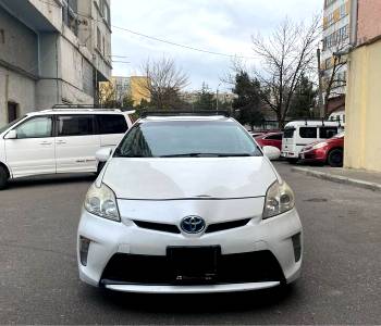ფოტო 4 TOYOTA Prius 2013 thumb