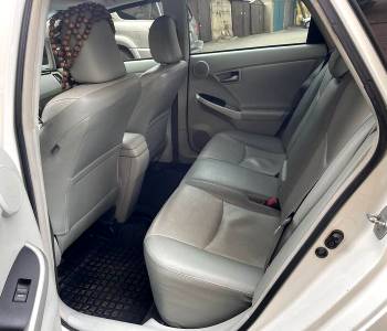 ფოტო 2 TOYOTA Prius 2013 thumb