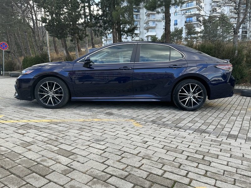 ფოტო 6 TOYOTA Camry 2021