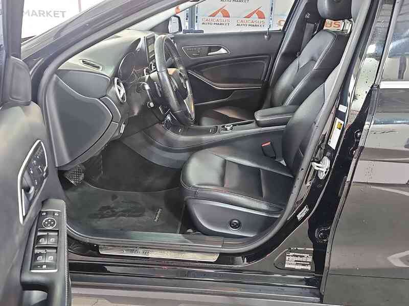 ფოტო 6 Mercedes-Benz GLA-Class 2015