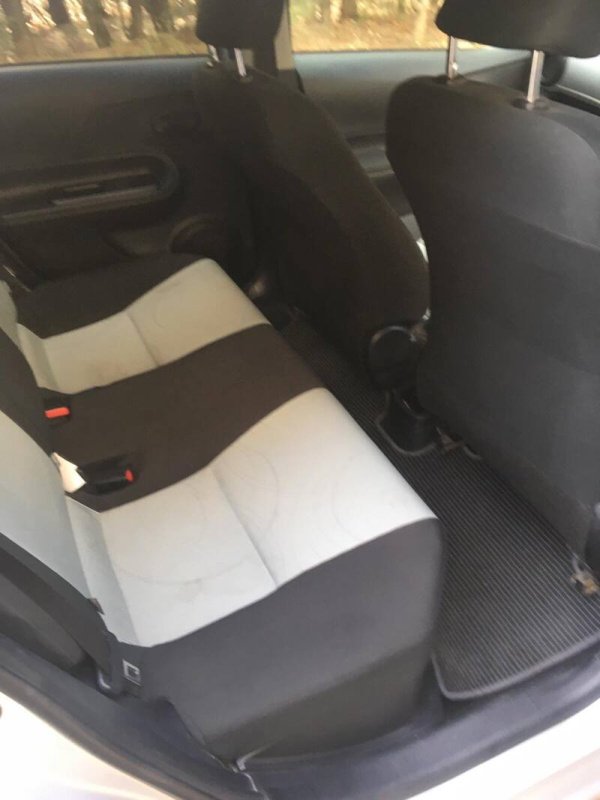 ფოტო 5 TOYOTA Aqua 2014