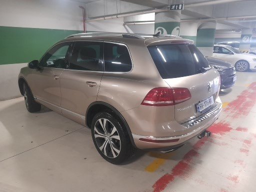 ფოტო 10 VOLKSWAGEN Touareg 2017