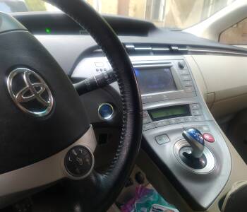 ფოტო 4 TOYOTA Prius 2014 thumb