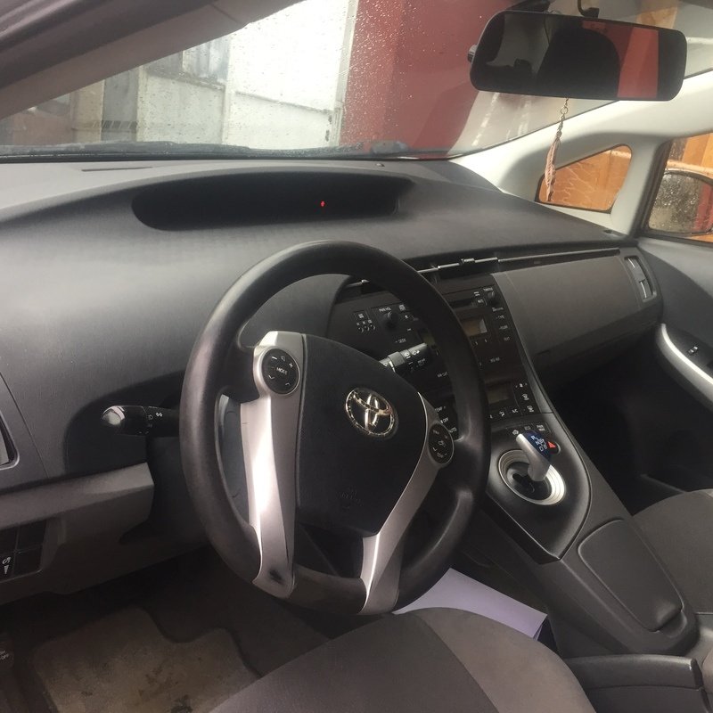 ფოტო 5 TOYOTA Prius 2011