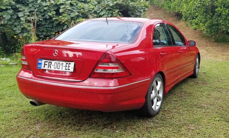 ფოტო 1 Mercedes-Benz C-Class 2006
