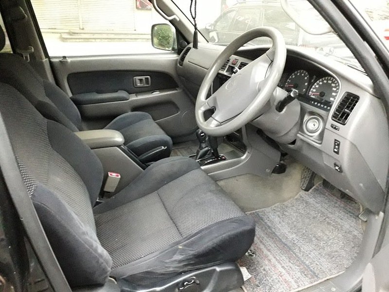 ფოტო 2 TOYOTA HiluxSurf 2002