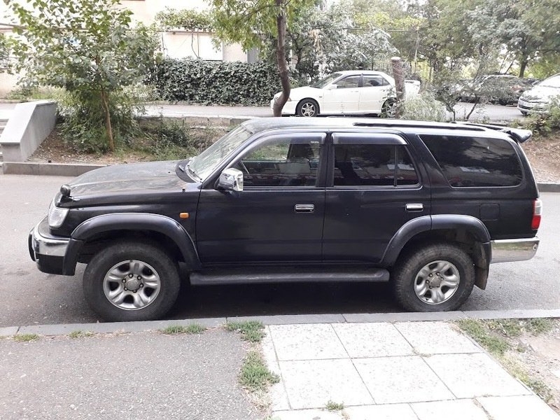 ფოტო 6 TOYOTA HiluxSurf 2002
