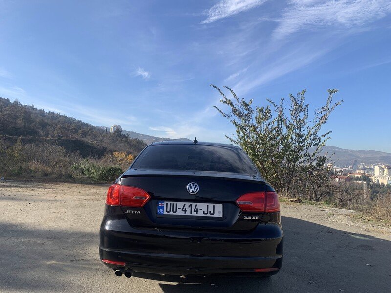 ფოტო 2 VOLKSWAGEN Jetta 2011