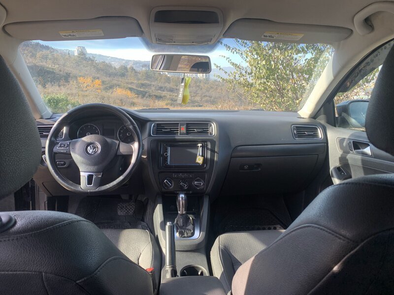 ფოტო 3 VOLKSWAGEN Jetta 2011