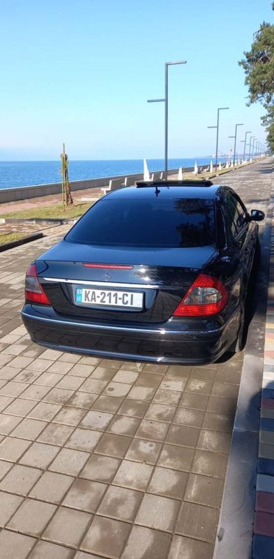 ფოტო 1 Mercedes-Benz E-Class 2006