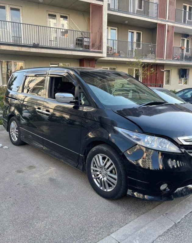 ფოტო 5 HONDA Elysion 2005
