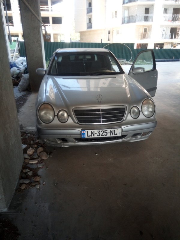 ფოტო 4 Mercedes-Benz E-Class 2001